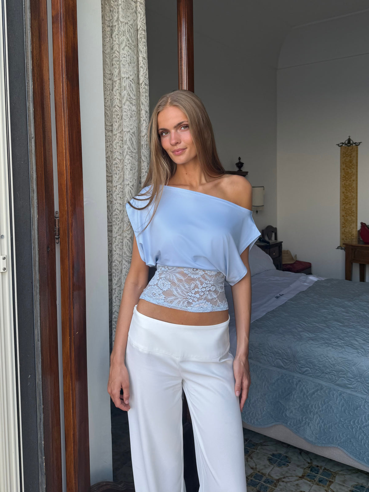 Hera basic lace top - lys blå