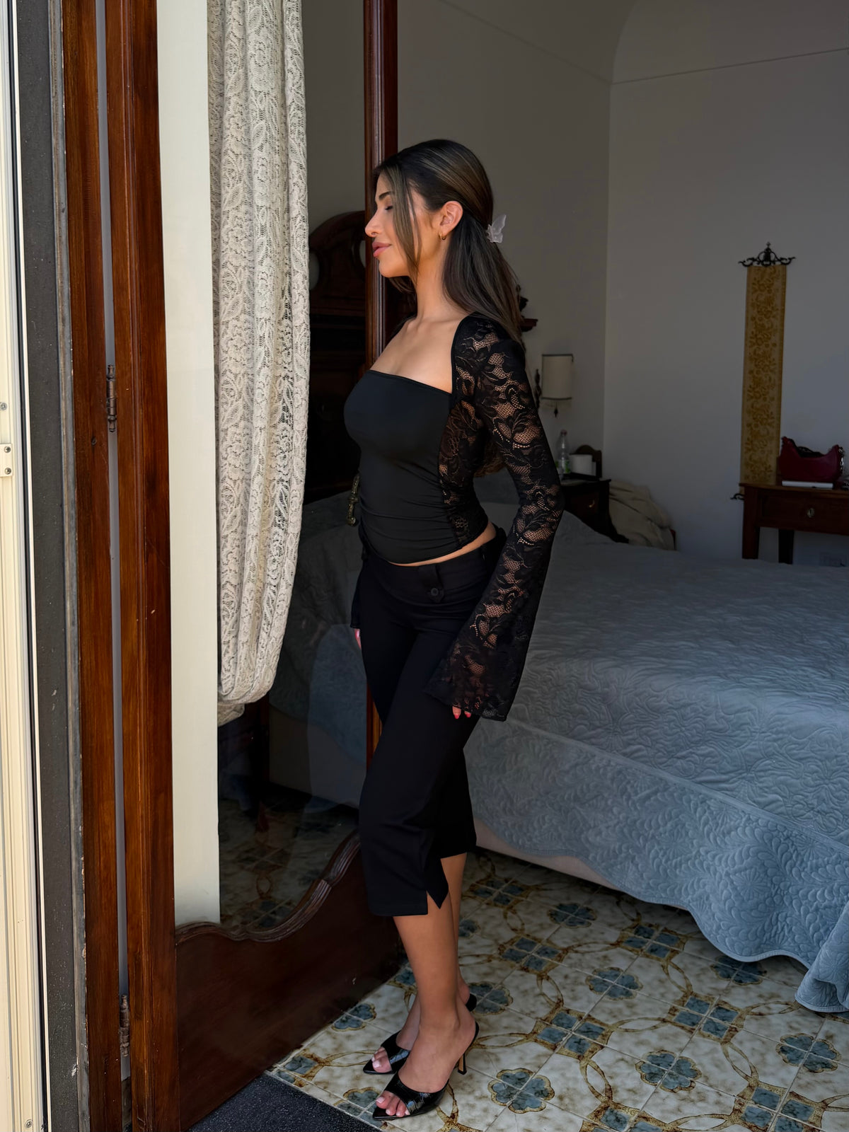 Lua lace top - sort