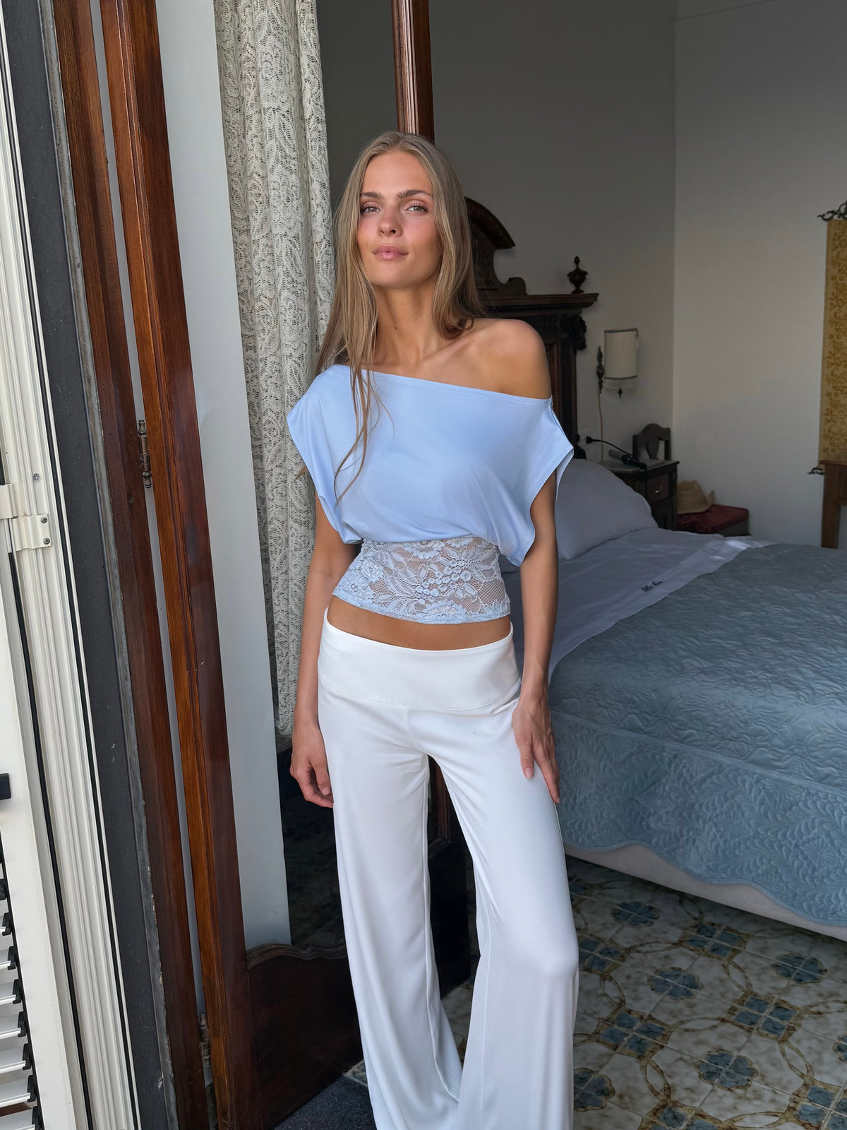 Hera basic lace top - lys blå