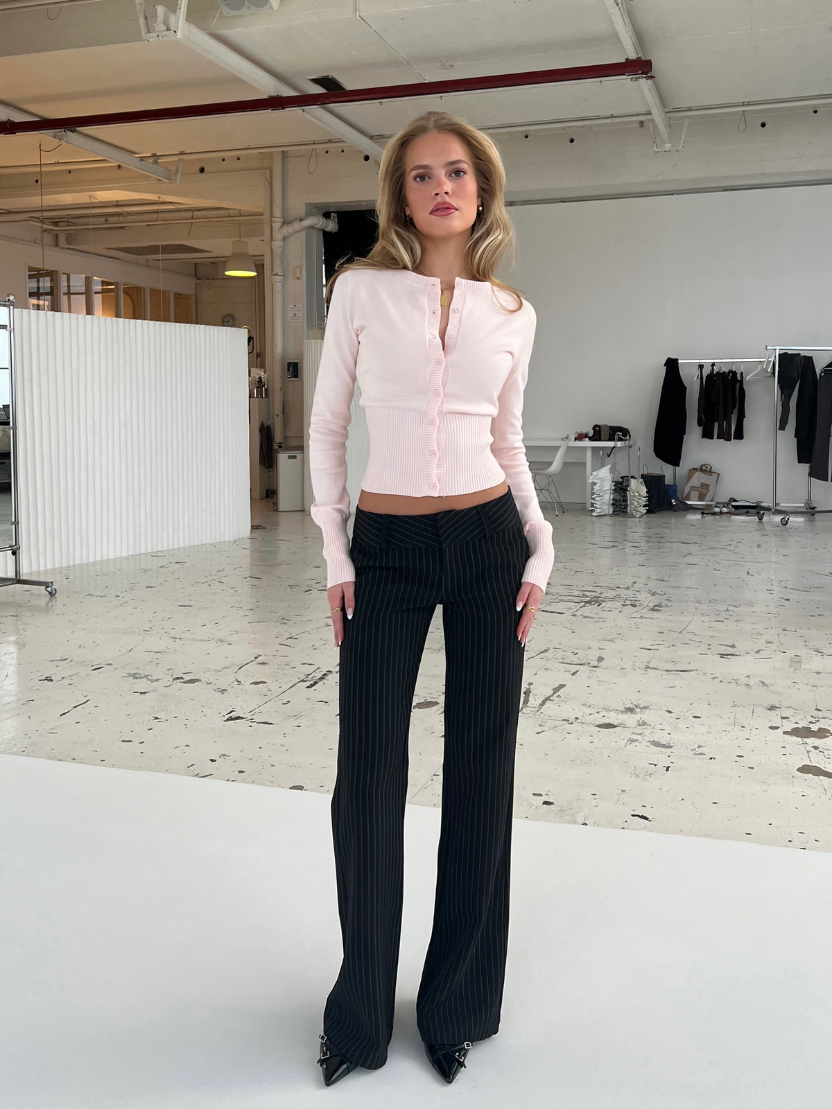 Livia low waist bukser - sort stribet