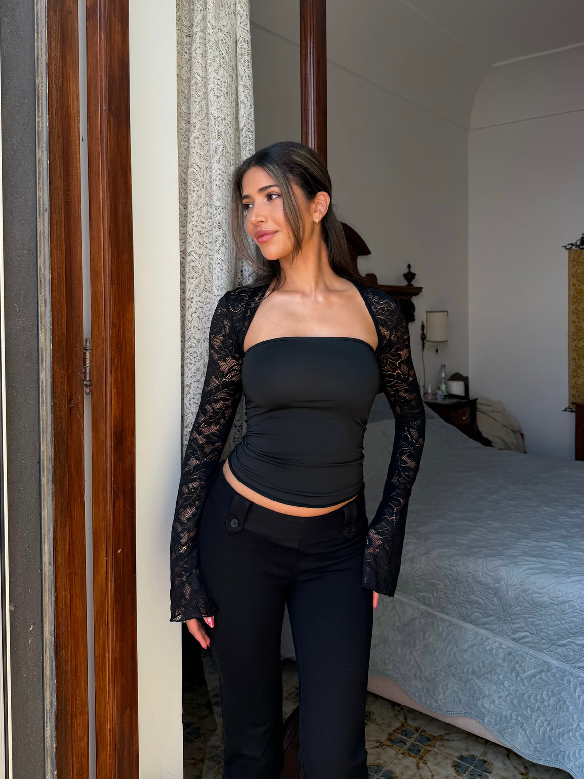 Lua lace top - sort